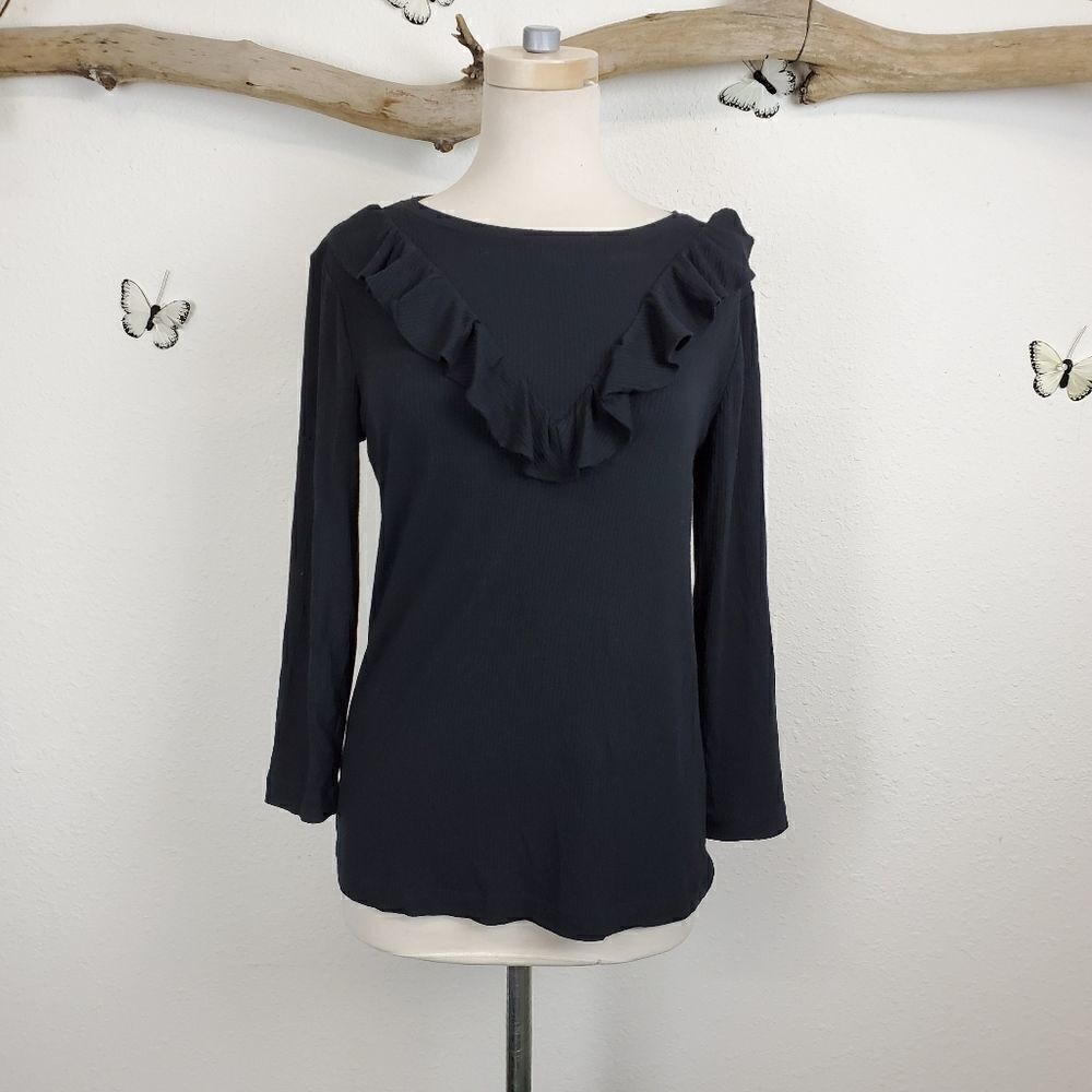 Ann Taylor black ribbed ruffled front sweater